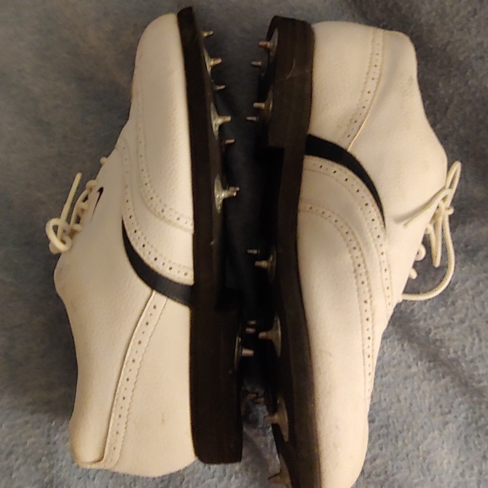 Vintage Nike golf shoes